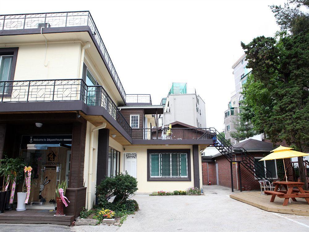 24 Namsan Garden Seoul