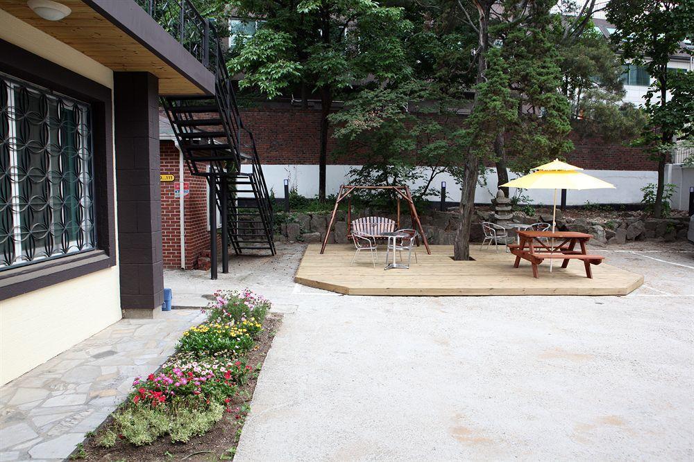 Guest house 24 Namsan Garden Seoul