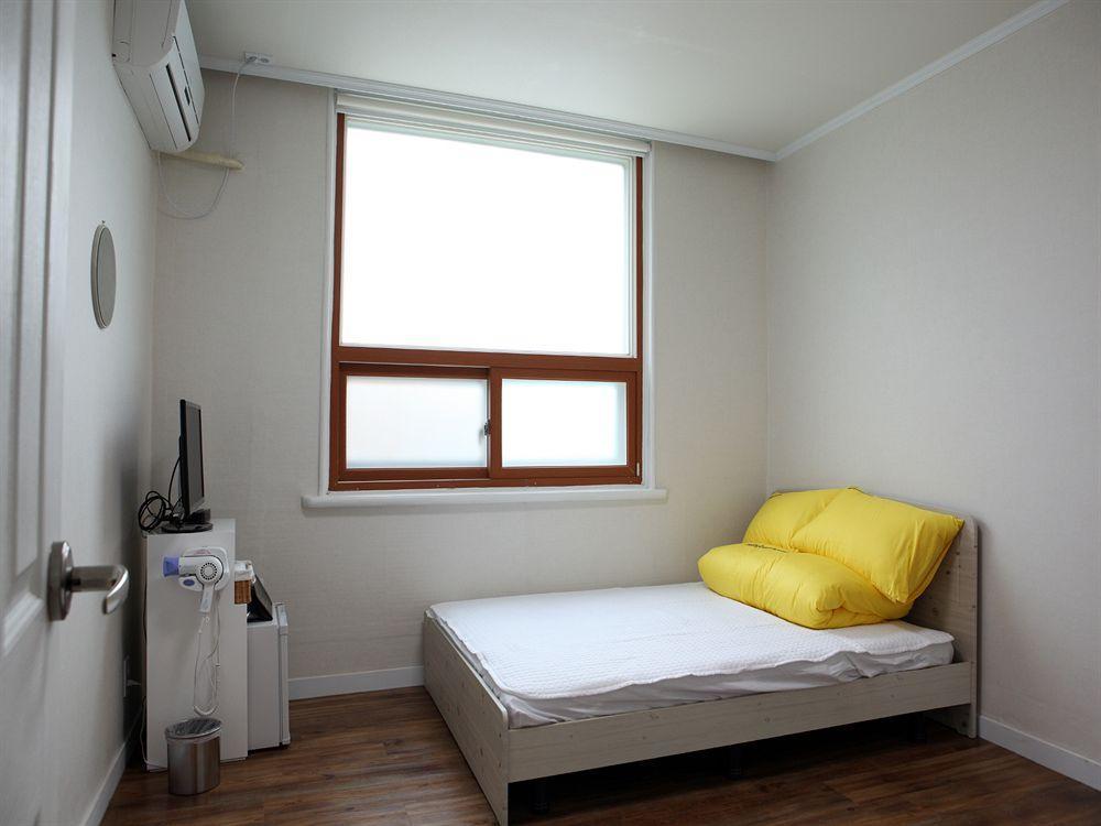 24 Namsan Garden Guest house 2*